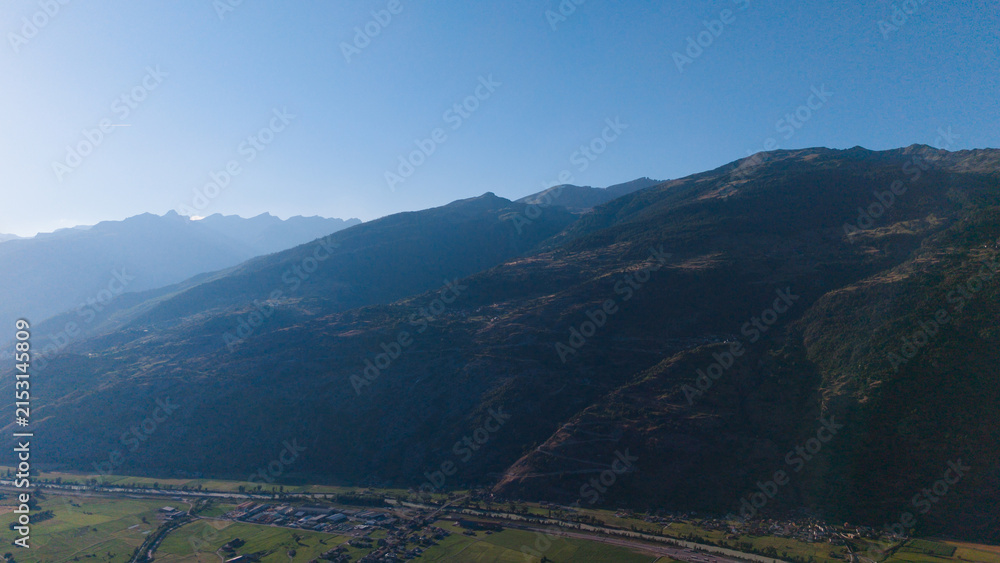 Obraz premium alpine landscape panorama in the evening, mountain