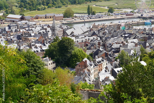 Obraz na plátně A panoramic view of Honfleur, Normandy, France.