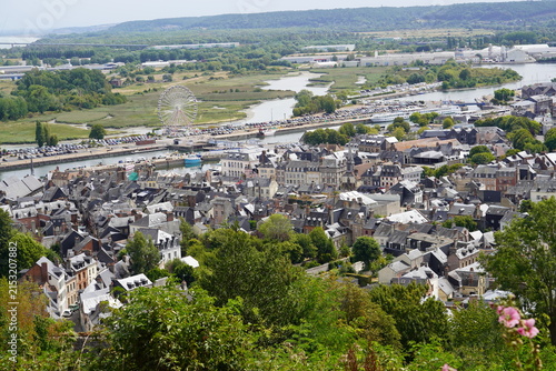 Fotografía A panoramic view of Honfleur, Normandy, France.