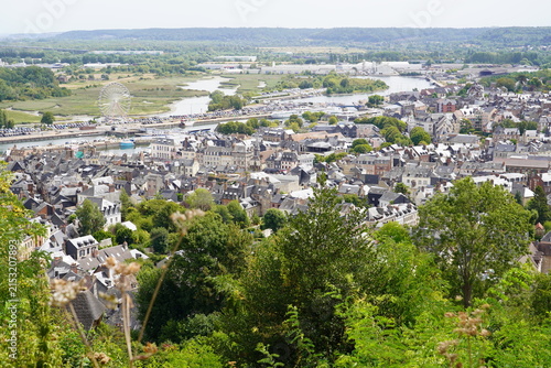 Cuadro en lienzo A panoramic view of Honfleur, Normandy, France.