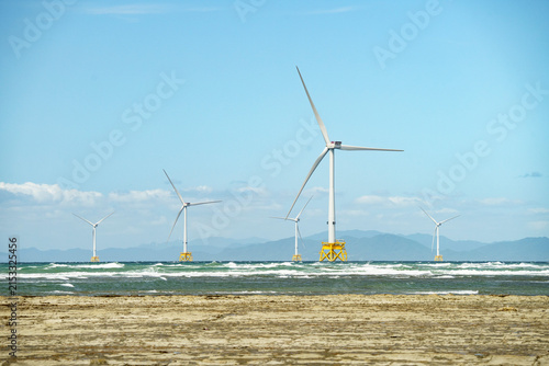 風車　洋上　風力発電
