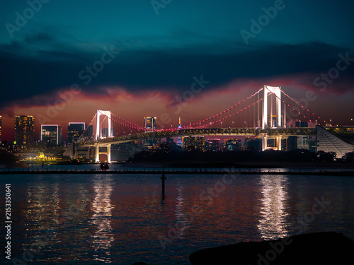 Canvas Print Rainbow Bridge and Tokyo Skyline at Twilight