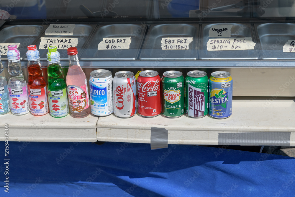 Fototapeta premium beverage display on a table at an outdoor food festival in Toronto