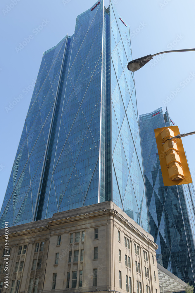Fototapeta premium CIBC Square, global operational headquarters for the Canadian Imperial Bank of Commerce, designed by WilkinsonEyre, Adamson Associates, located at 81 and 141 Bay St, Toronto