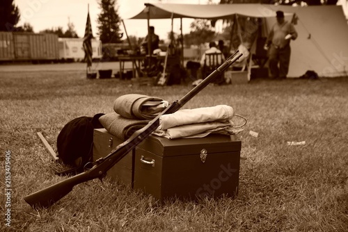 Konstfotografi Civil War Camp Reenactment Showing Vintage Rifle