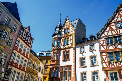 Historische Fachwerkhäuser am Marktplatz von Bernkastel-Kues