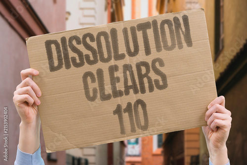 Foto "Dissolution Clears 110" A Knesset dissolution vote clears 110–10, starting the election countdown