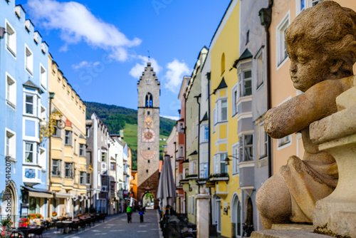 Cuadro en lienzo historic buildings at the old town of sterzing - vipiteno in italy