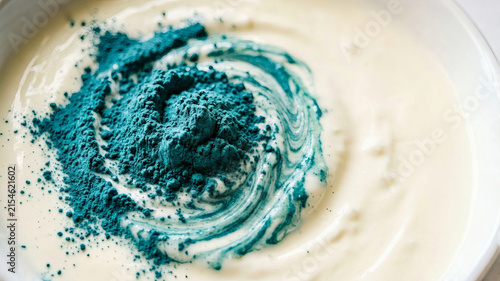 Spirulina Swirl in Coconut Yogurt Macro