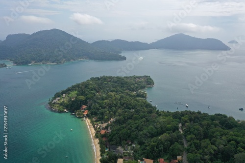 Quadro su tela Ponta do Adolfo, Praia do leste com a Ilha da Gipóia ao fundo, Angra dos Reis