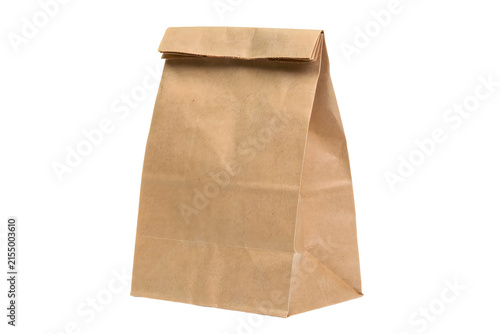Realistic brown paper lunch bag isolated on transparent background for food delivery and takeaway concepts