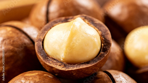Картината върху платно Close Up of Cracked Macadamia Nuts and Creamy Kernels