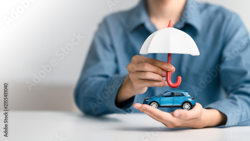 Foto Vehicle insurance protect concept
