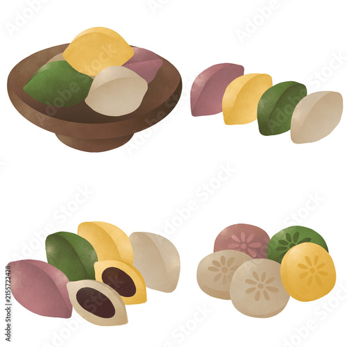 Songpyeon (Korean Half-moon Shaped Rice Cakes for Chuseok)