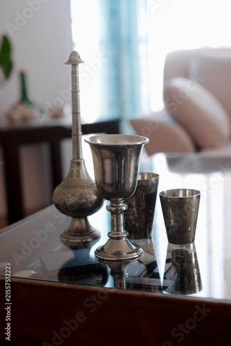 Foto Collection of antique, metal silver  cups traditionally
