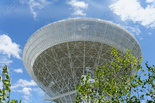 Obraz na plátně Effelsberg radio telescope observing the universe