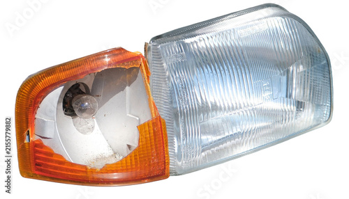 Defekter Reparaturbedürftiger Auto Blinker mit Front Scheinwerfer Lampe freigestellt im PNG Format