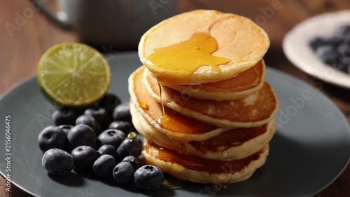 Blueberry pancakes with honey