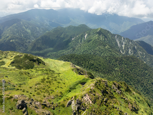 日本百名山焼岳南尾根の山岳風景