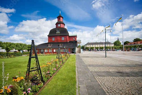 Fotografie Nya stadens torg and Old Town Hall in Lidköping, Sweden