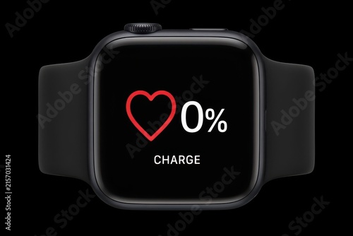 Smartwatch displaying 0% battery and a heart icon, indicating a dead battery or urgent need for charge