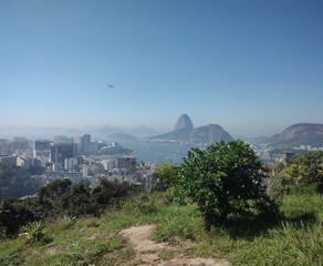 Keuken achterwand Kamperen City, Rio de Janeiro, Sugarloaf Mountain, hill, viewpoint, rock, airplane, sea, beach, garden, park, boat, tree, grass, vegetation, panorama, landscape, sky, cloud, blue, tourism, life, beauty  © FTeixeira_aRT
