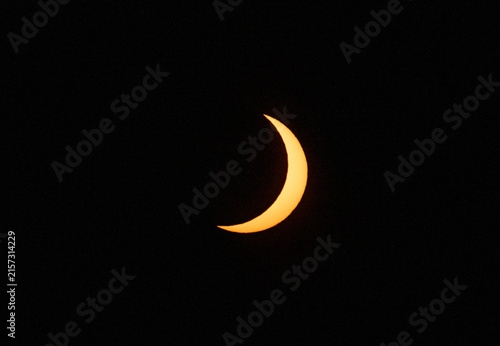 Seconds Before Totality During a Total Solar Eclipse – Detailed Lunar Limb and Brilliant Solar Light