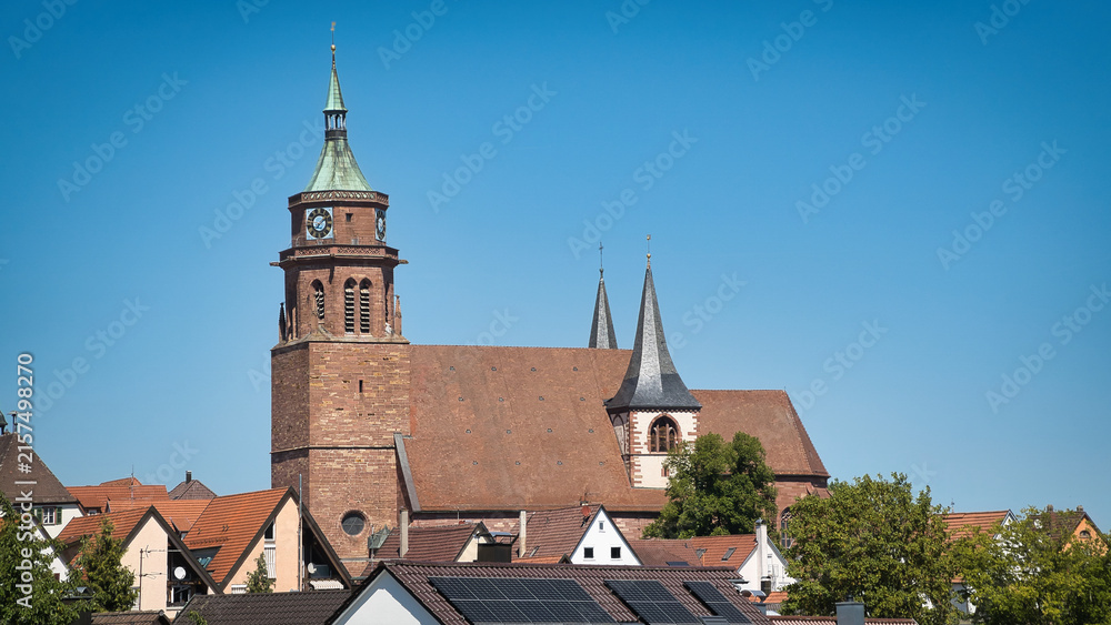 Fototapeta premium Die katholische St. Peter und Paul Kirche in Weil der Stadt, Baden-Wuerttemberg, Deutschland