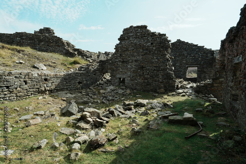 Fotografie Surrender Smelt Mine, Surrender Bridge,  Swaledale, Yorkshire Dales, North Yorks