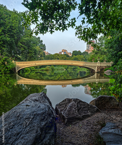 Bow bridge