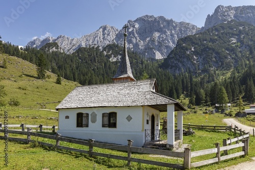AT, Wilder, Kaiser, Steinberg Chapel