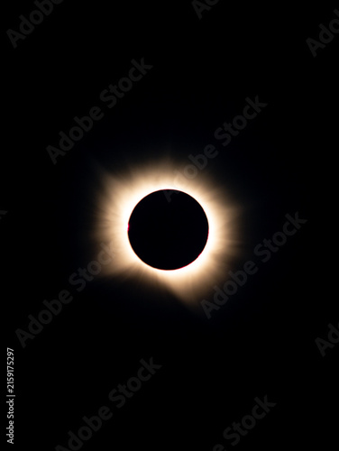 Cuadro en lienzo 2026 Total Solar Eclipse observed in Sebúlcor, Spain - Totality, white corona