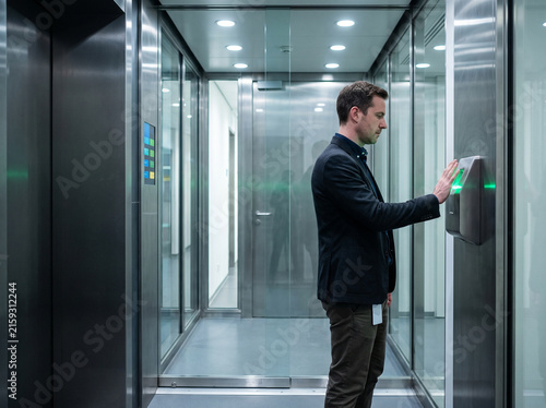 Biometric security vestibule at a secure facility entrance