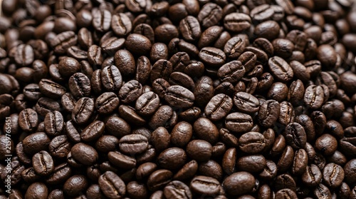 Bild auf Leinwand Roasted coffee beans background texture, high quality dark brown aromatic caffeine seeds
