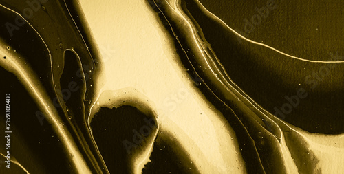 Dynamic Brush Design in Bright Digital Cloud Blur