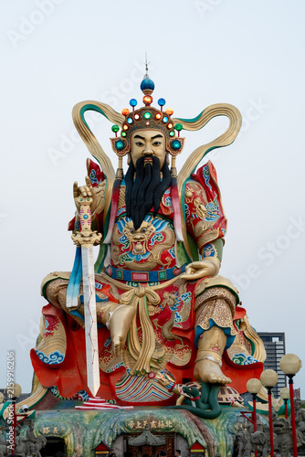 Statue du dieu Xuantian au Pavilion Beiji à Kaohsiung
