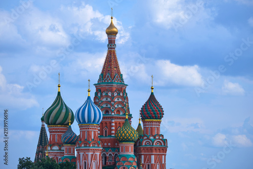 Obraz na płótnie Saint Basil's Cathedral with colorful onion domes against a blue sky