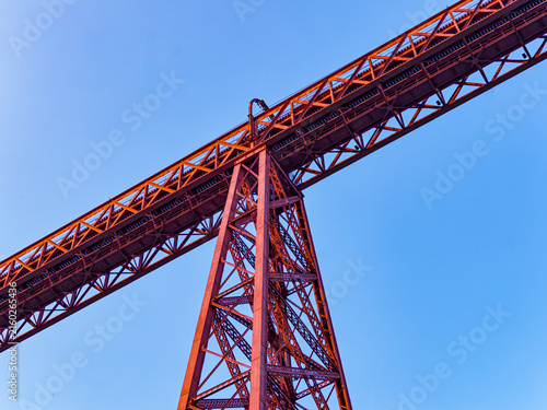 Canvastavla Détail de la structure métallique du viaduc de Garabit dans le Cantal