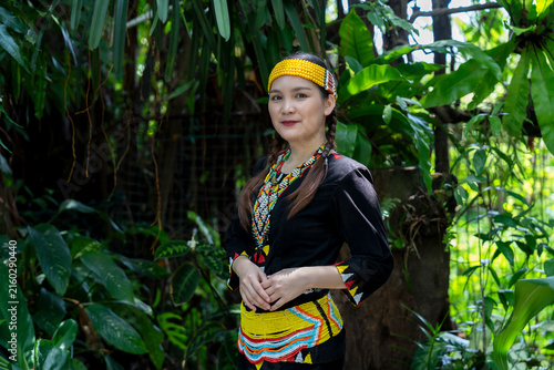 Canvas Print Portrait of Malaysian indigenous Dayak woman from Sarawak in Lun Bawang traditio