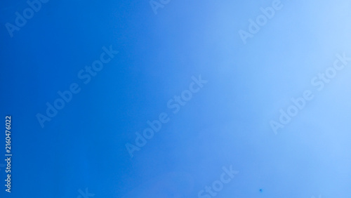 clear blue sky gradient background