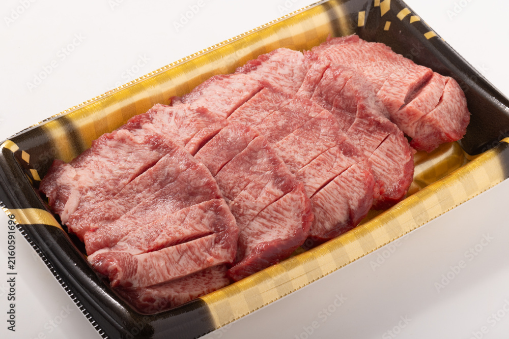 Fototapeta premium ［カナダ産］厚切り 牛タン 焼肉用