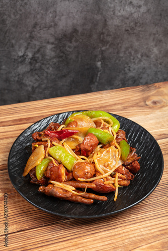 Stir Fried Chicken and Chicken Feet with Peppers and Onions