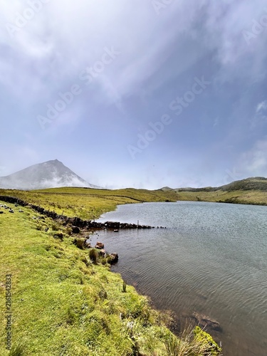 Foto landscape with lake