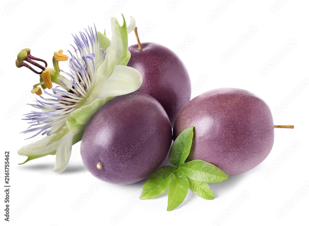 Naklejka premium Fresh passion fruits, flower and leaf isolated on white