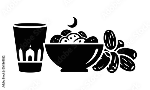 Dates, drinks and salad to break the fast