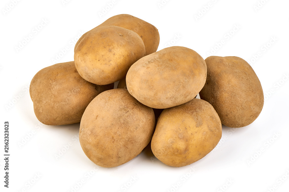 Obraz premium Pile of Fresh Organic Potatoes Isolated on White Background