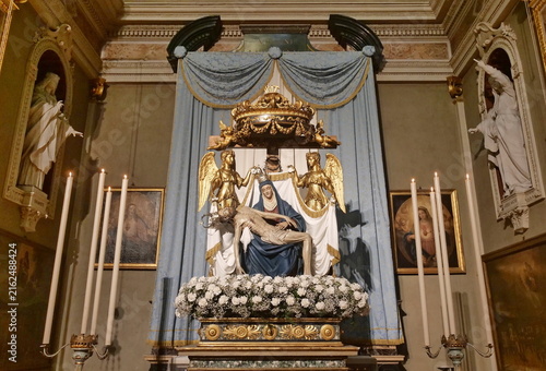 Cuadro en lienzo Beata Vergine del Borgo Santa Caterina in Bergamo, LOmbardy, Italy
