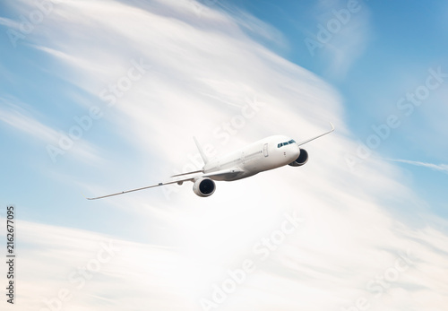Foto An airplane shakes during turbulence flying air hole - A plane spinning in round