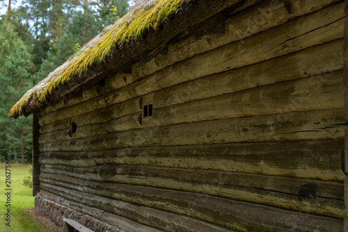 Konstfotografi A timeless wooden building, where history and nature meet.