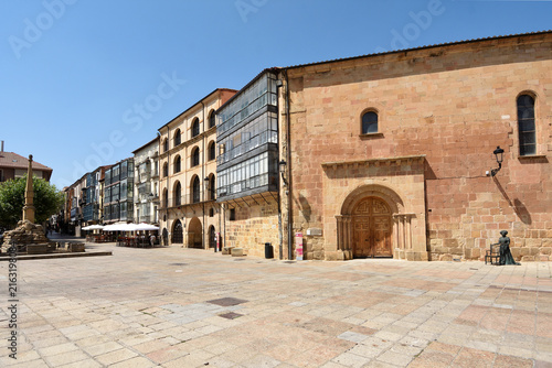 Картината върху платно Santa Maria Maggiore church in the main square,  Soria; Castile and León; Spain